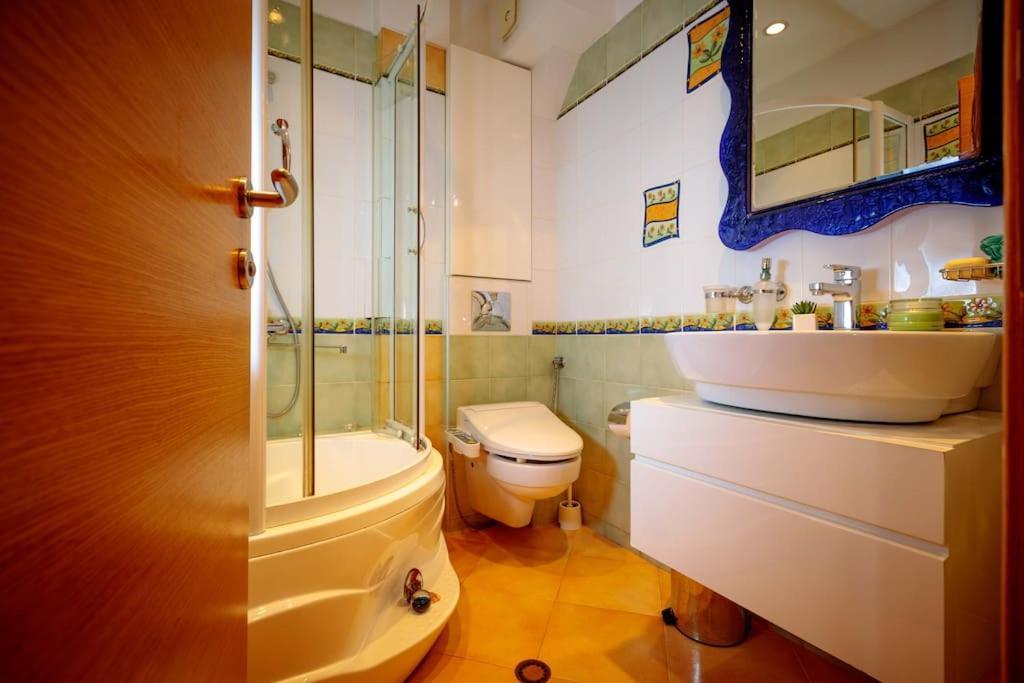 Green Apartment - Top Location, Near City Center! Sofia Ngoại thất bức ảnh