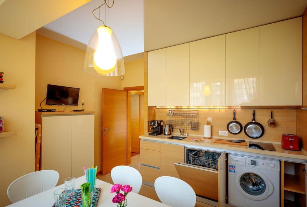 Green Apartment - Top Location, Near City Center! Sofia Ngoại thất bức ảnh
