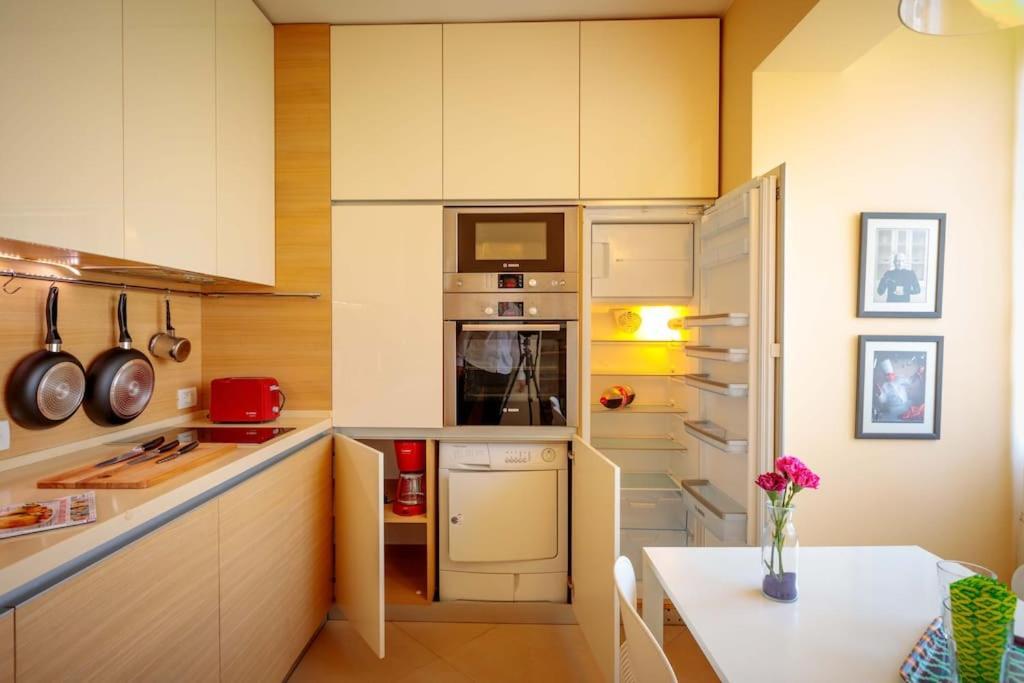 Green Apartment - Top Location, Near City Center! Sofia Ngoại thất bức ảnh